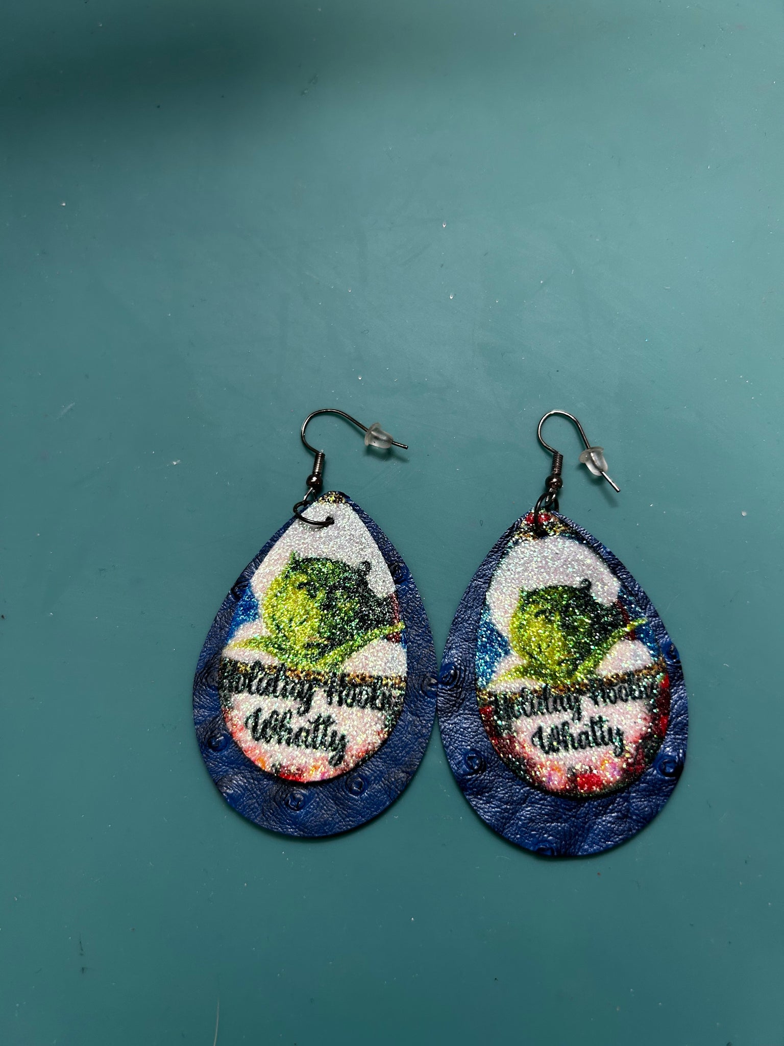 Holiday Hooby Whatty– on Navy